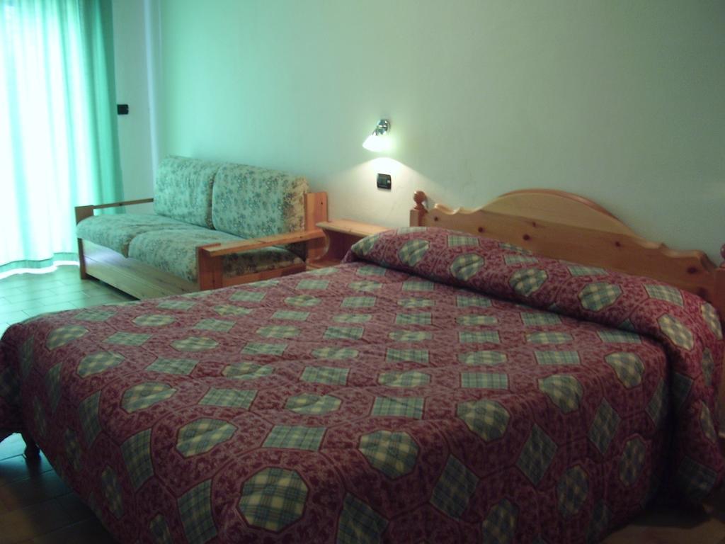 Hotel La Fattoria Camigliatello Silano Zimmer foto